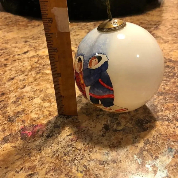 Vintage Christmas Glass ball Ornament Signed Loralle - Picture 5 of 5